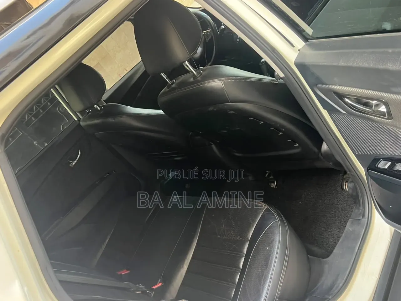 SsangYong Tivoli 2016 Blanc