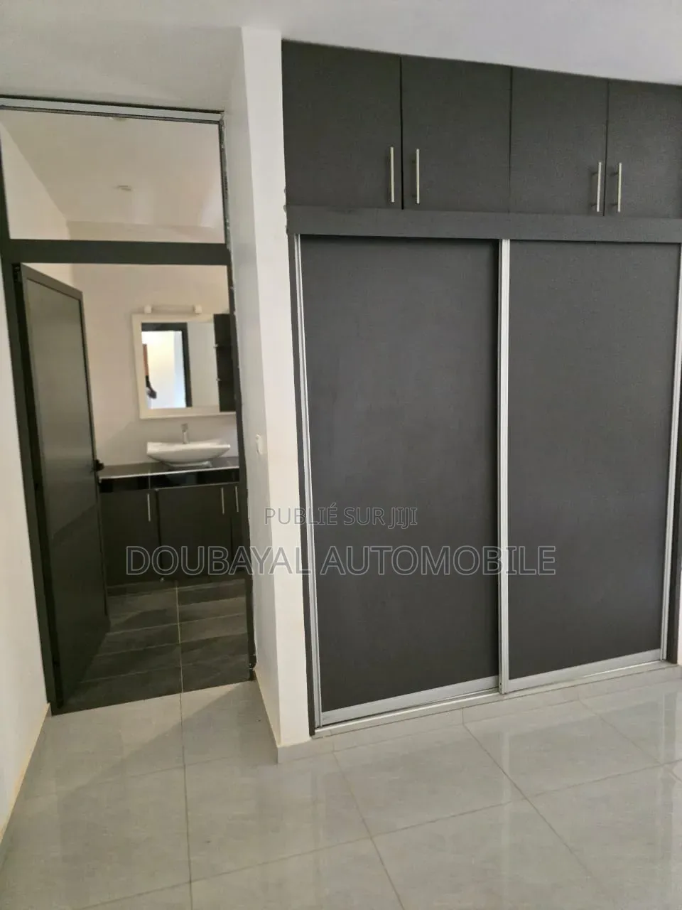 Meublé 3chbre Villa dans Somone, Thiès Sud à Vendre