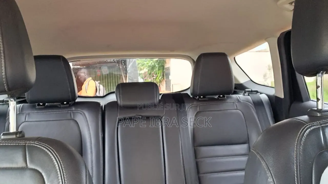 Ford Escape Titanium 4x4 2017 Gris