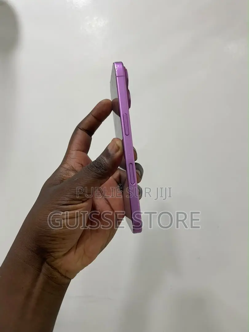 Apple iPhone 16 128 GB Rose