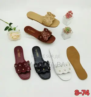 Vente De Chaussures Pour Dame Très Classe Et Confortable