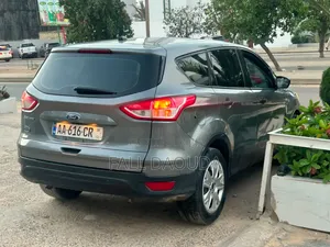 Ford Escape 2015 Gris