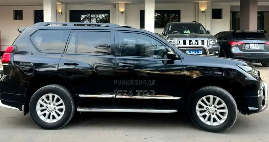 Toyota Land Cruiser Prado 2017 Noir