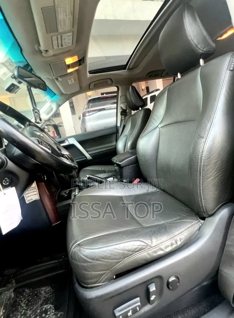 Toyota Land Cruiser Prado 2017 Noir