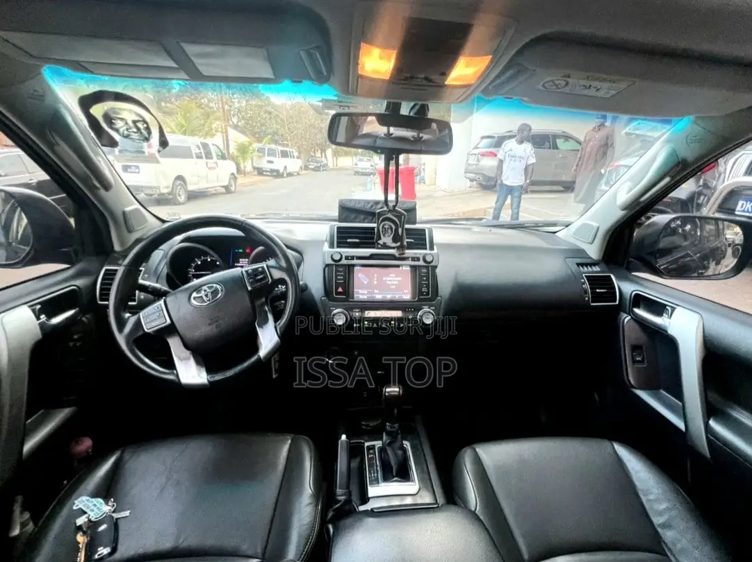 Toyota Land Cruiser Prado 2017 Noir