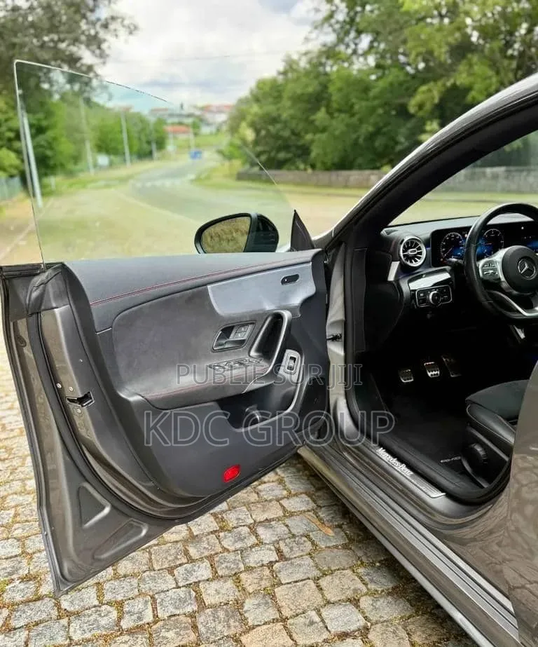Mercedes-Benz CLA-Class 2020 Gris