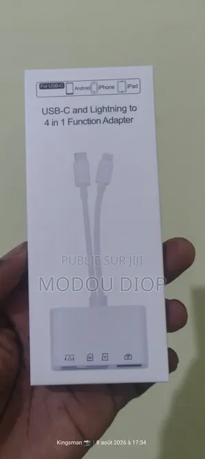 Support Adaptateur De Lecteurs Carte Mémoire 4 en 1