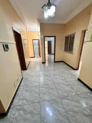 3chbre Appartement dans Ouest Foire, Yoff à Louer