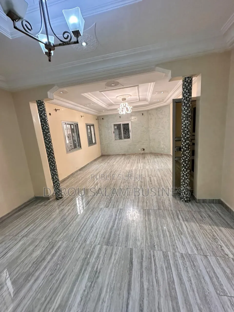3chbre Appartement dans Ouest Foire, Yoff à Louer