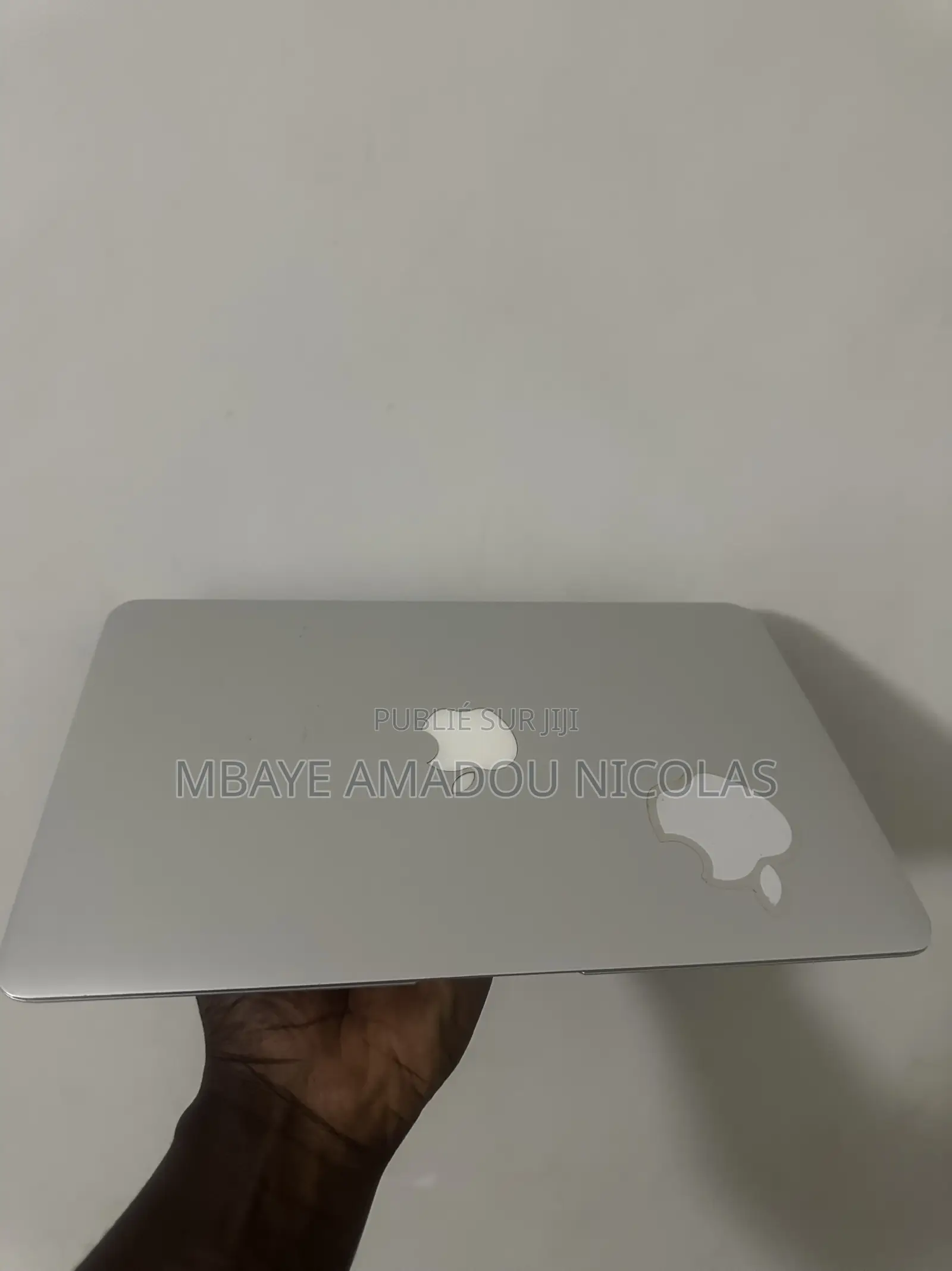 Ordinateur portable Apple MacBook Air 2015 8GB Intel SSD 128GB