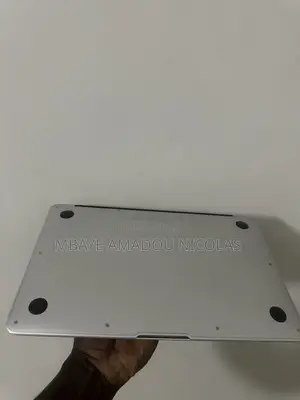 Ordinateur portable Apple MacBook Air 2015 8GB Intel SSD 128GB