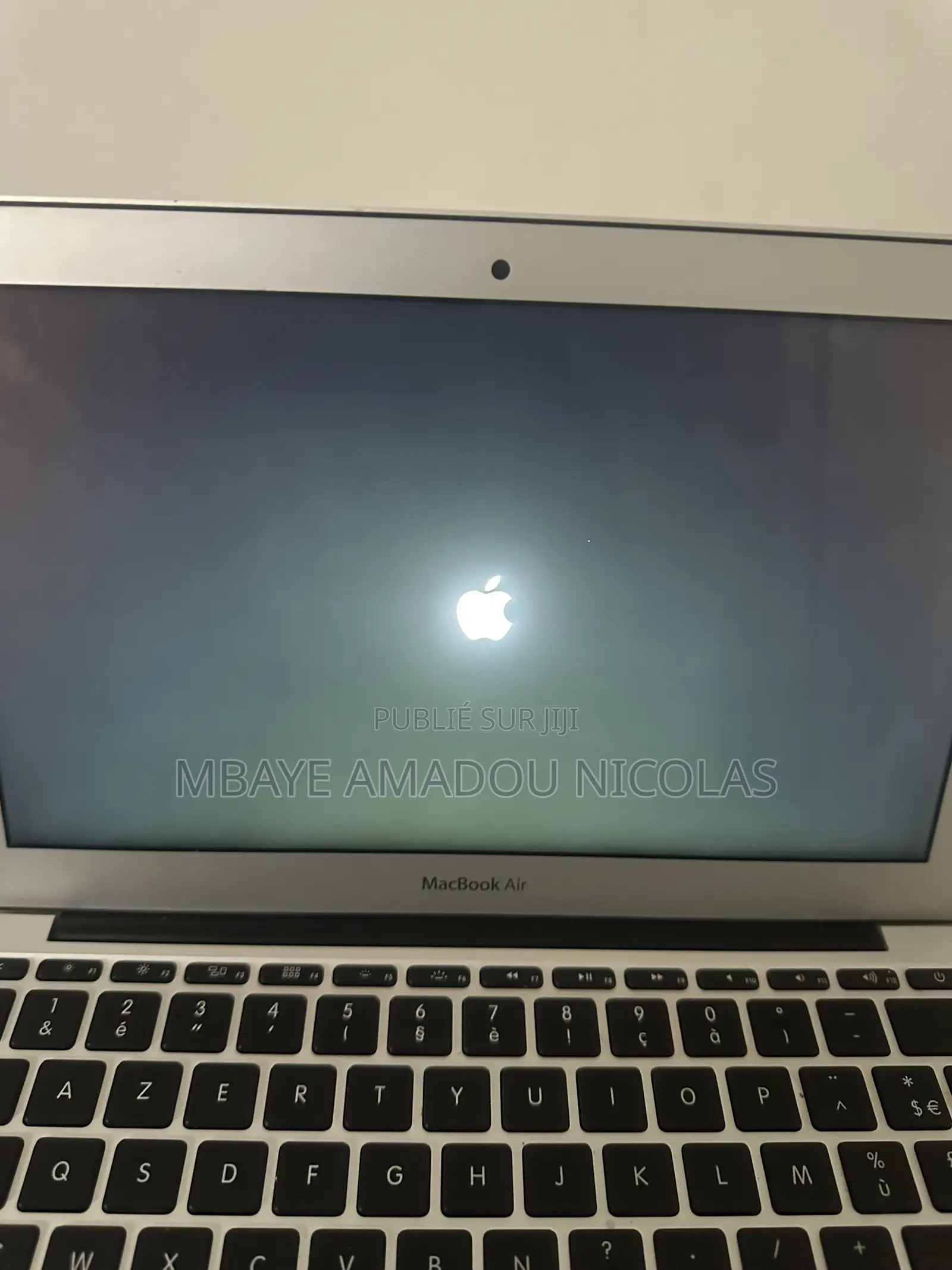 Ordinateur portable Apple MacBook Air 2015 8GB Intel SSD 128GB