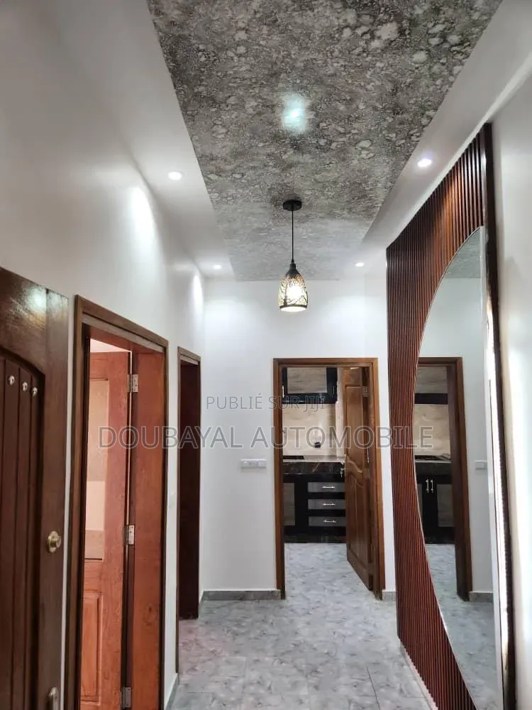 4chbre Villa dans Golf Nord Marché, Guediawaye à Vendre