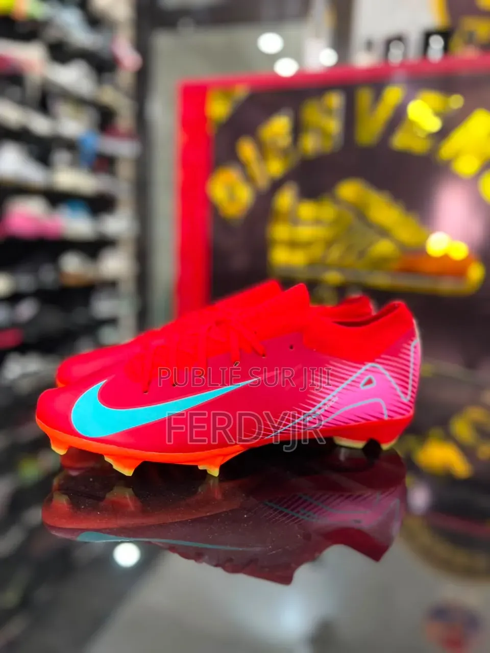 Nike Mercurial Crampon Dispo Avec Livraison