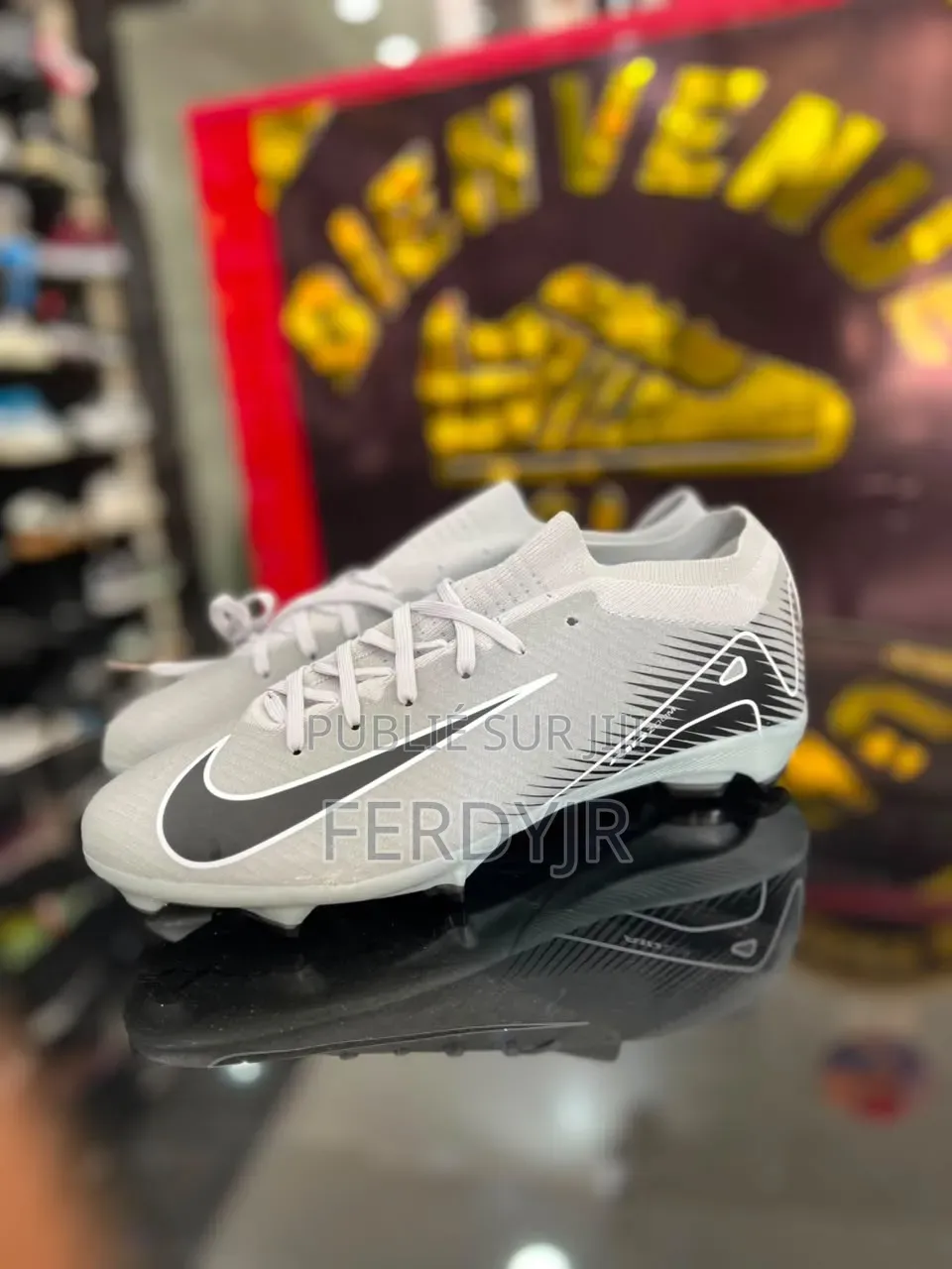 Nike Mercurial Crampon Dispo Avec Livraison