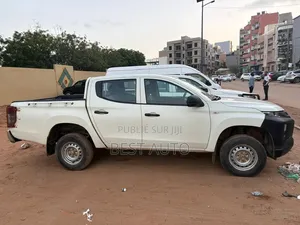 Mitsubishi L200 2022 Blanc