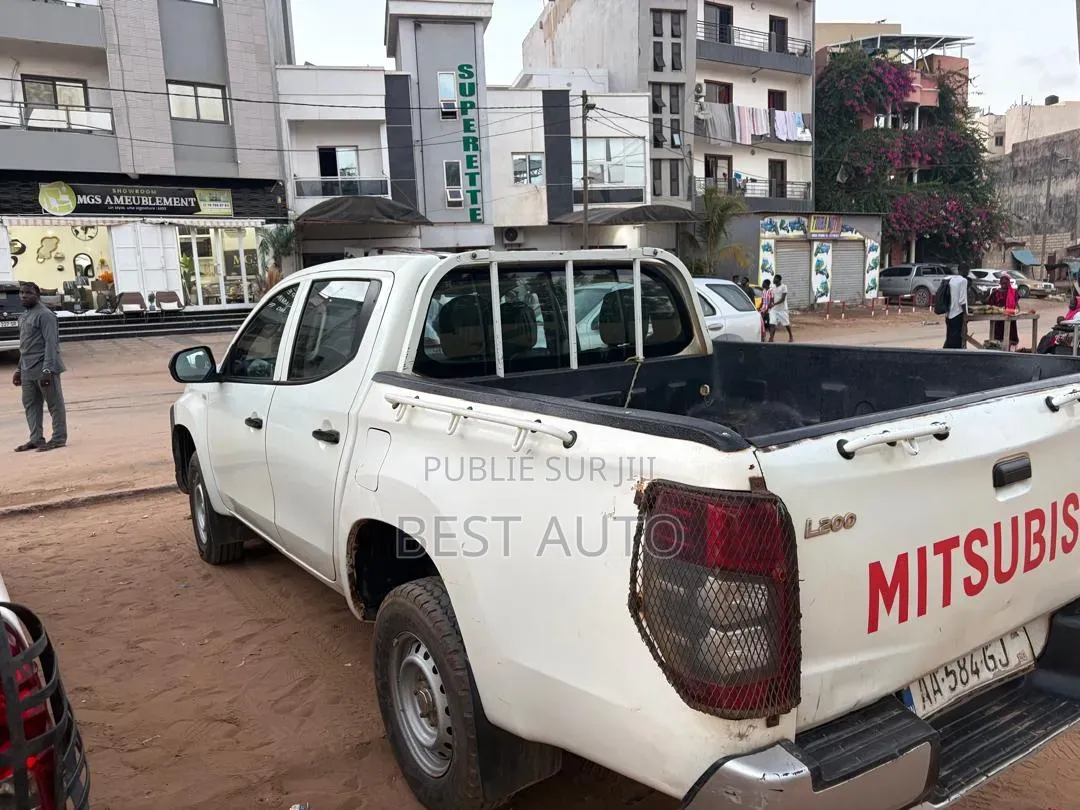 Mitsubishi L200 2022 Blanc