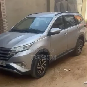 Toyota Rush 2019 Gris