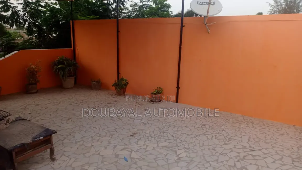 4chbre Villa dans Keur Mbaye, Niayes à Vendre