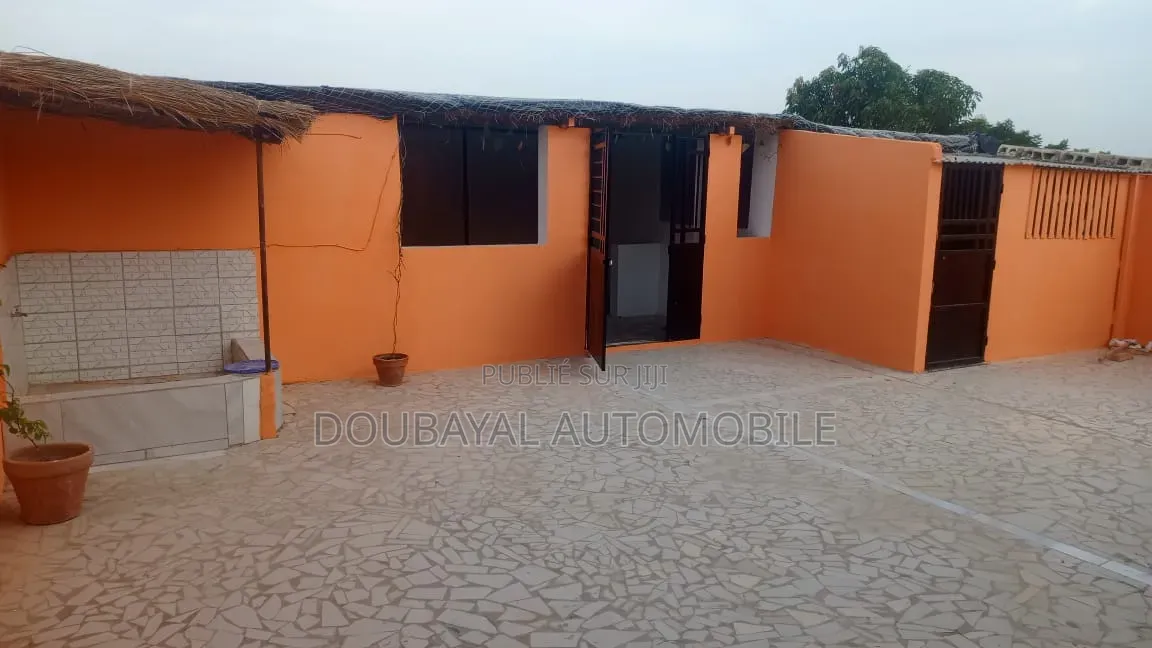 4chbre Villa dans Keur Mbaye, Niayes à Vendre