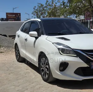 Hyundai Staria 2022 Blanc