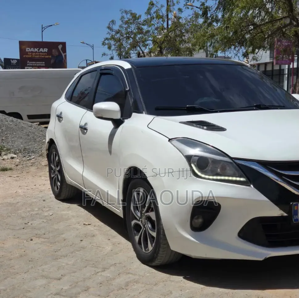 Hyundai Staria 2022 Blanc