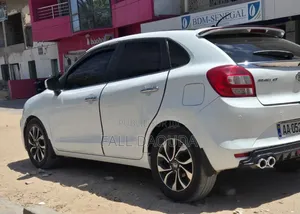 Hyundai Staria 2022 Blanc