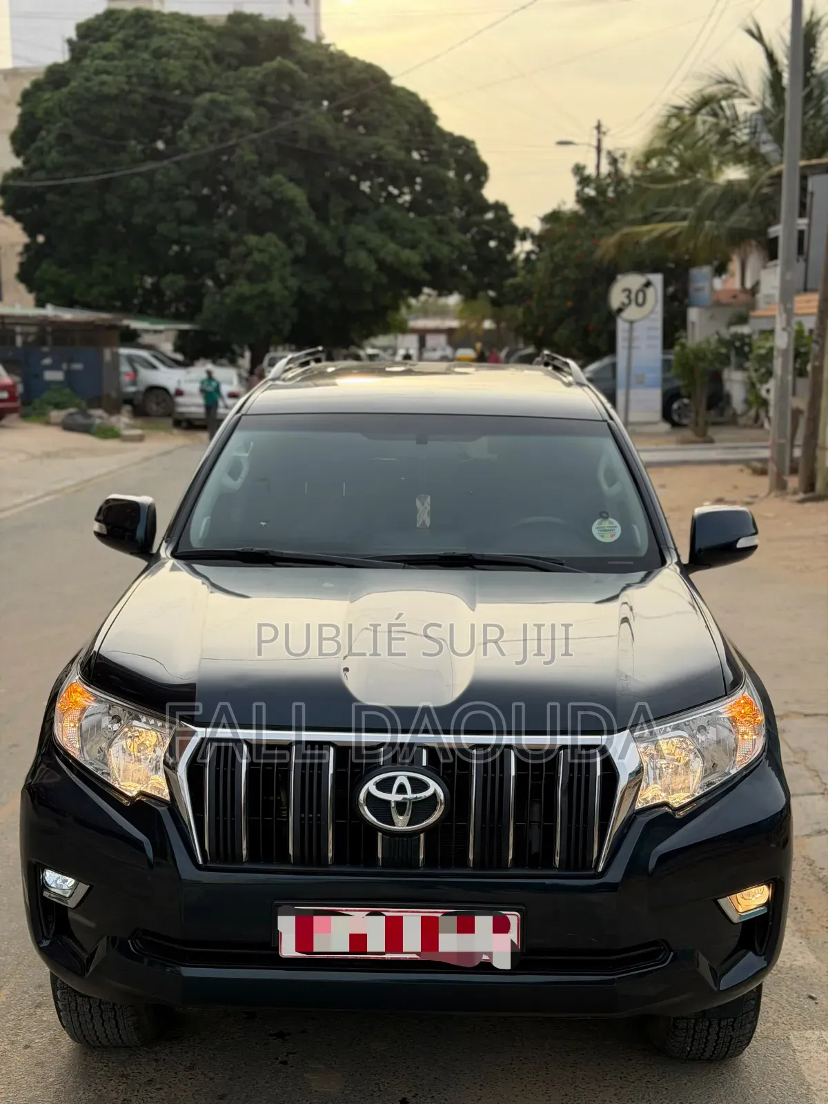 Toyota Land Cruiser Prado 2023 Noir