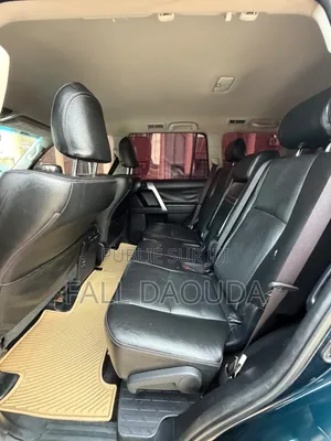 Toyota Land Cruiser Prado 2023 Noir