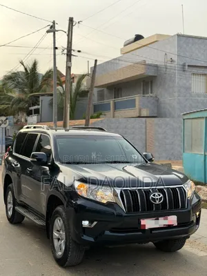Toyota Land Cruiser Prado 2023 Noir