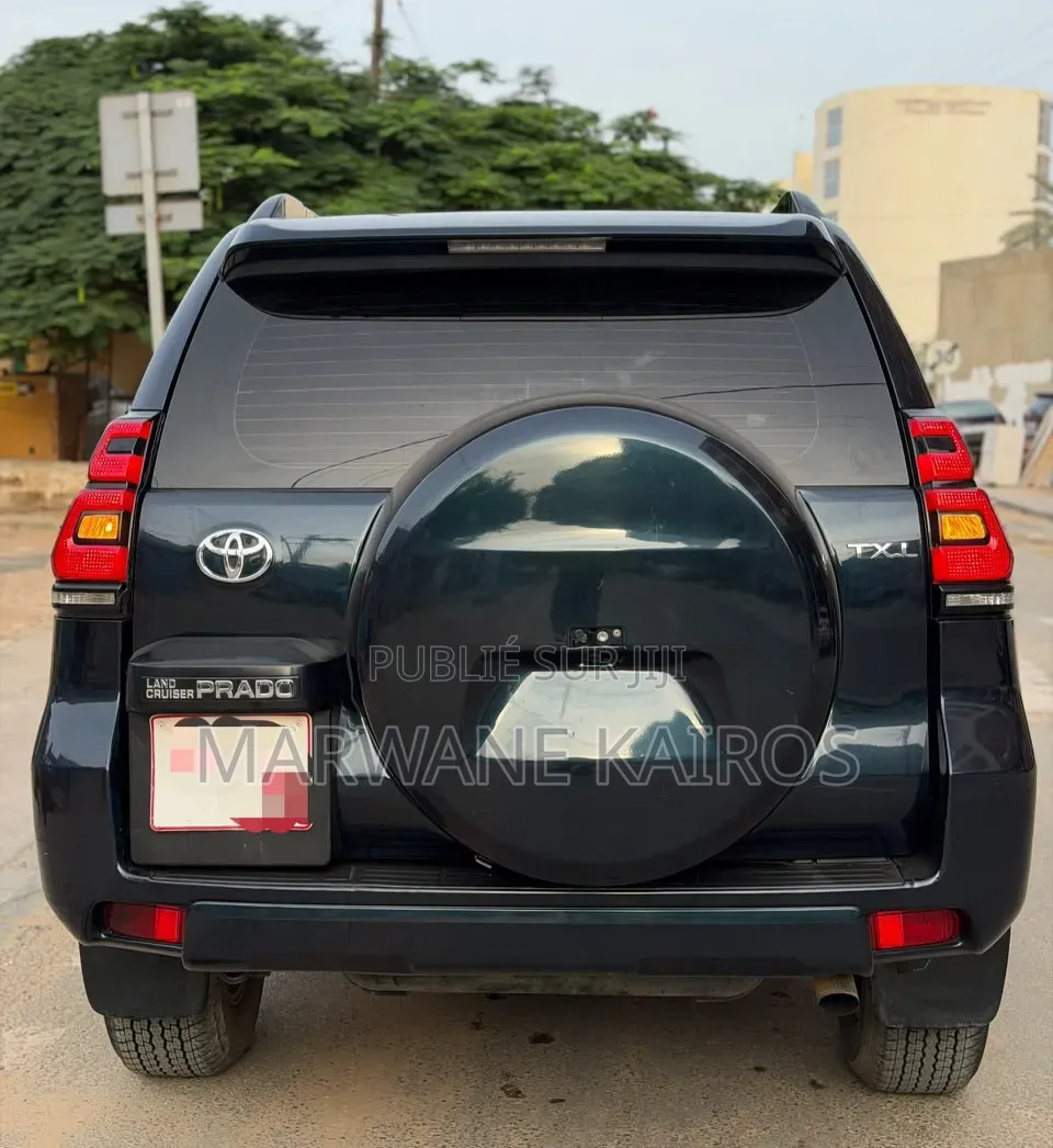 Toyota Land Cruiser Prado 2023 Noir