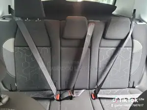 Peugeot 2008 2019 Gris
