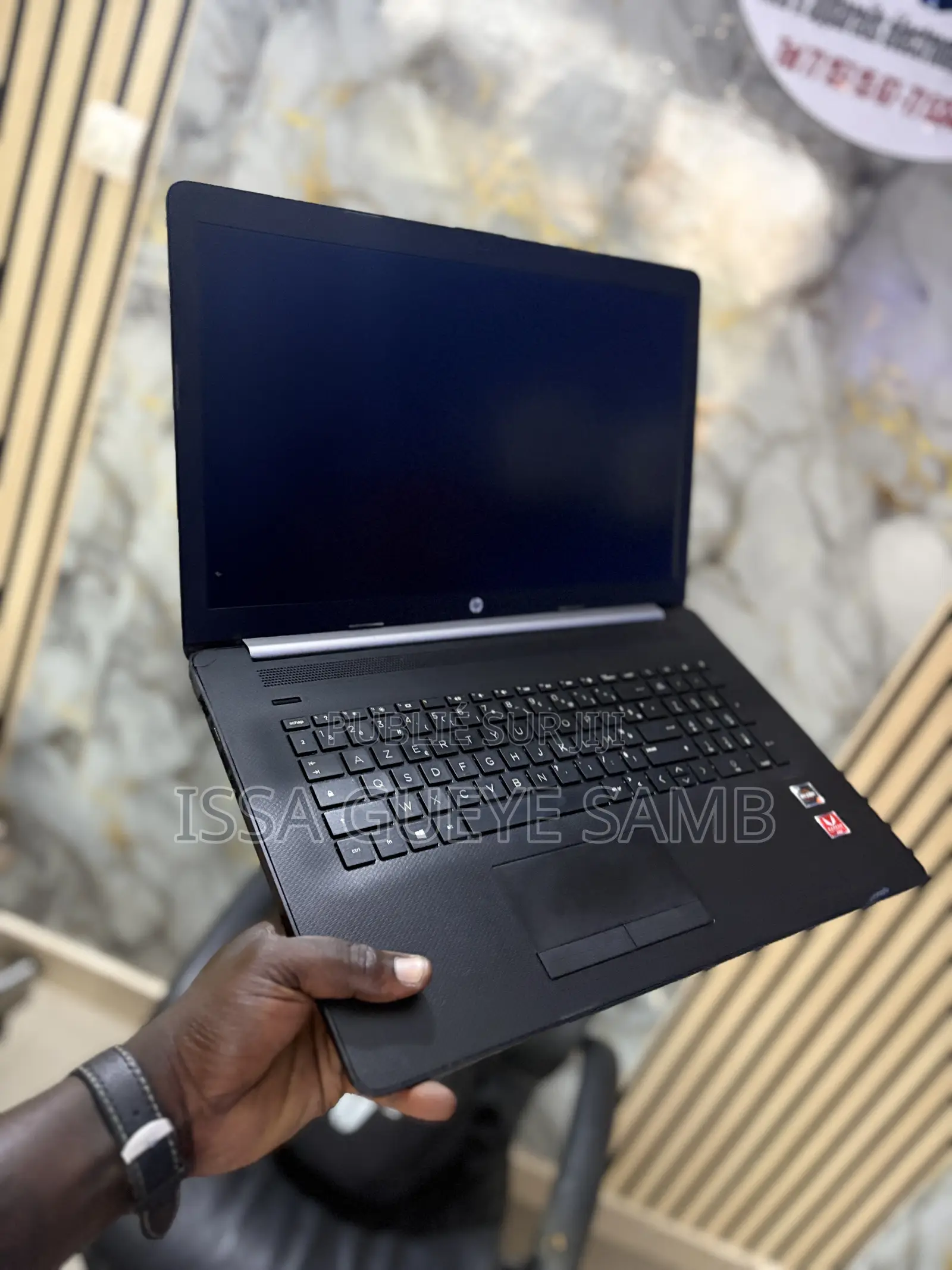 Ordinateur portable HP 15-dw3031 8GB AMD Ryzen 7 HDD 500GB