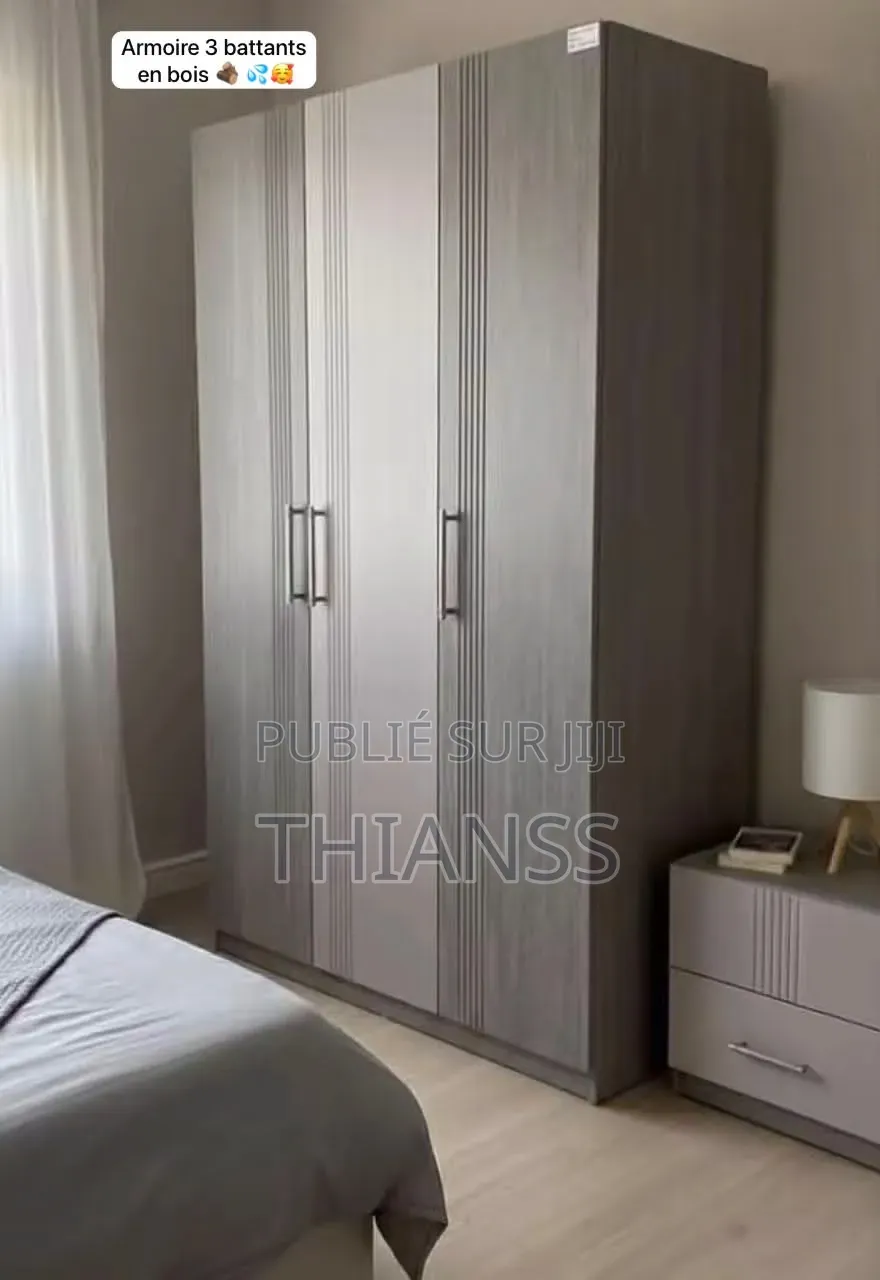 Armoire 3 Battant en Bois