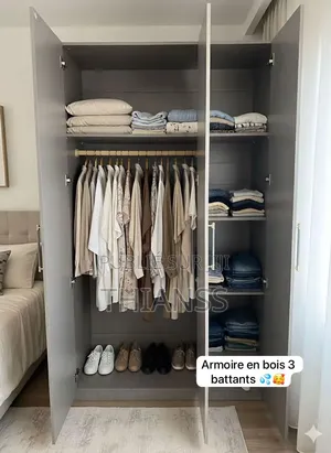 Armoire 3 Battant en Bois