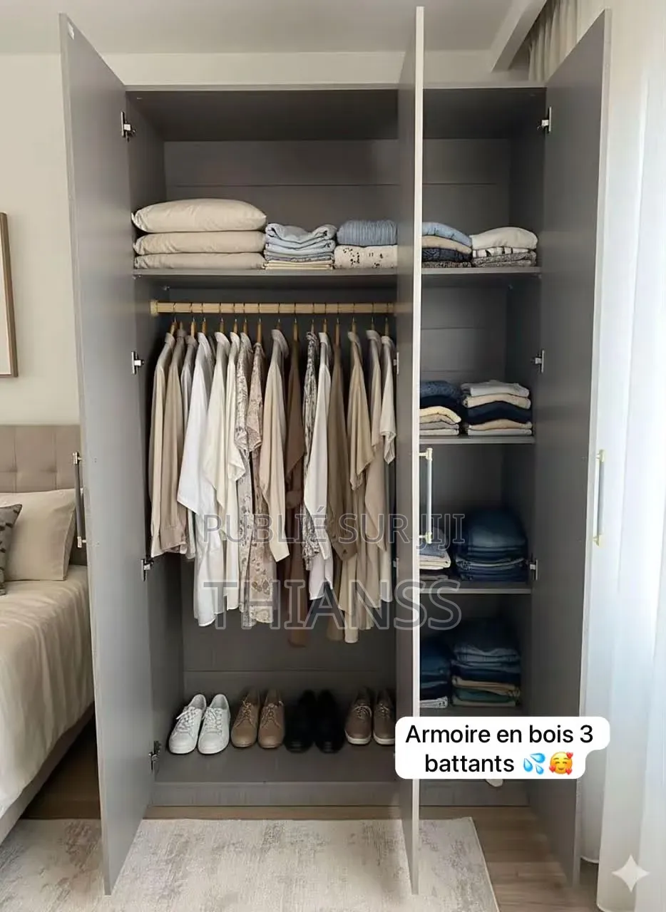 Armoire 3 Battant en Bois