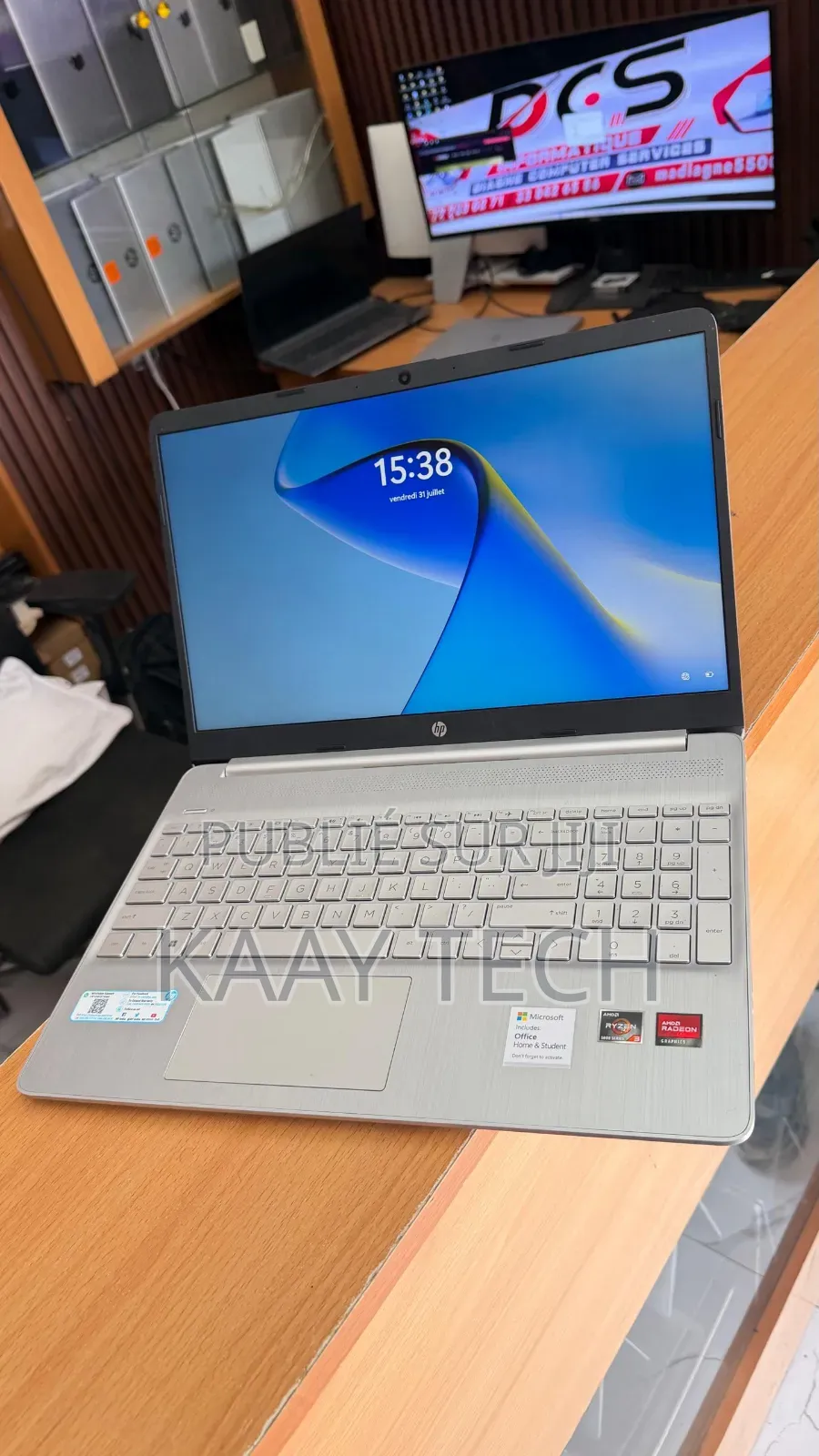 HP Pavilion Gaming Laptop 15-dk2xxx 8GB AMD Ryzen 3 SSD 512GB