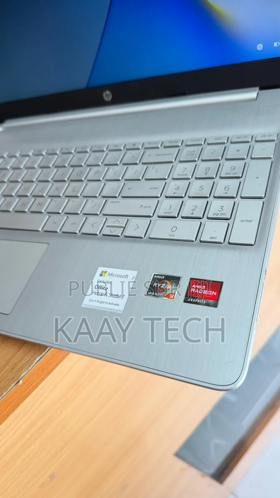 HP Pavilion Gaming Laptop 15-dk2xxx 8GB AMD Ryzen 3 SSD 512GB