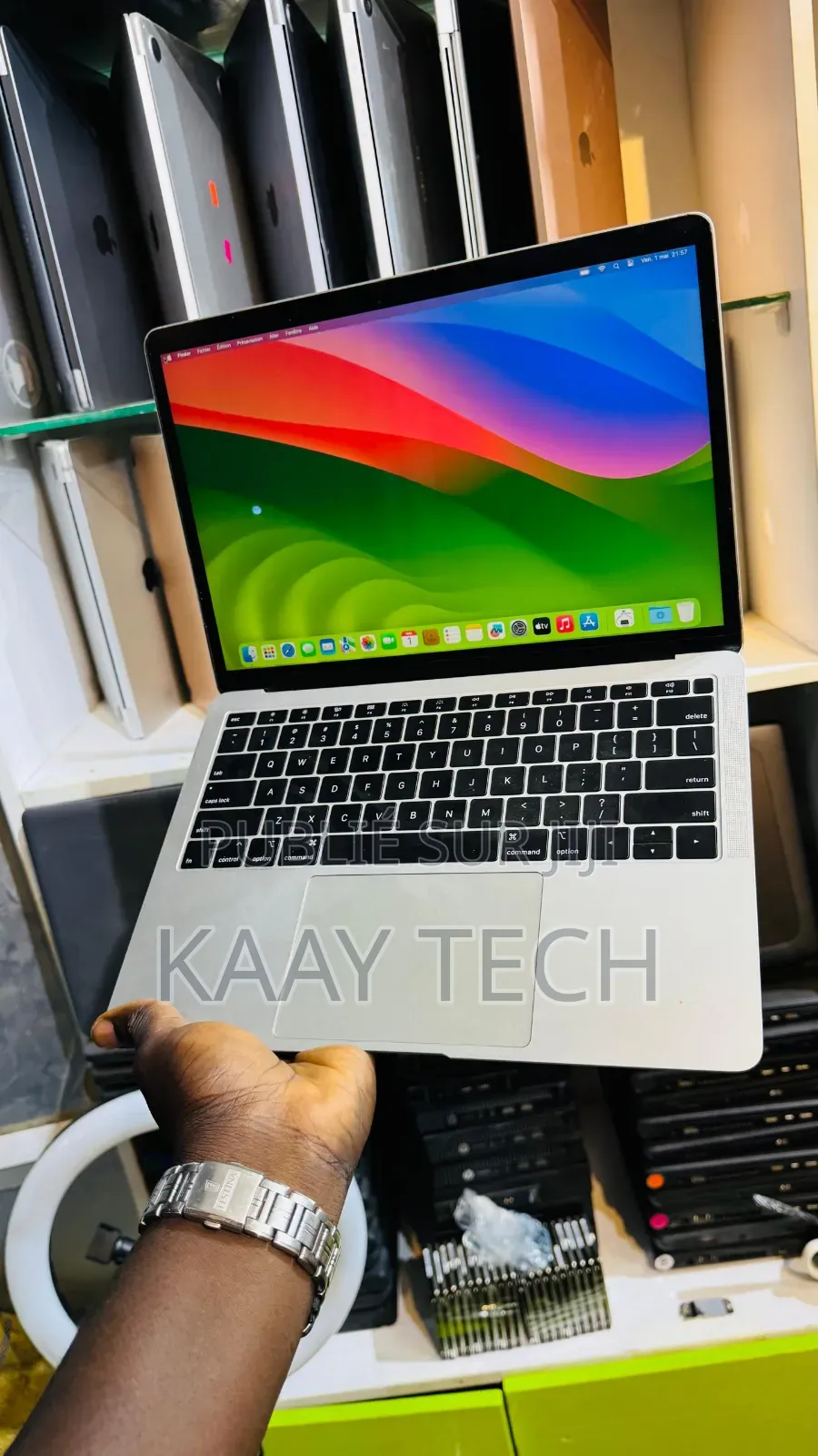 Nouveau Apple MacBook Air 2019 8GB Intel Core i5 SSD 128GB