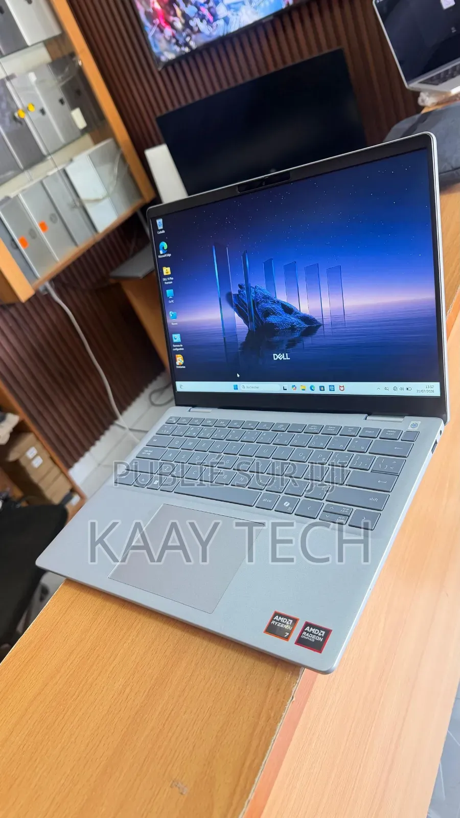 Nouveau Ordinateur portable Dell 14 Premium 16GB AMD Ryzen 7 SSD 512GB