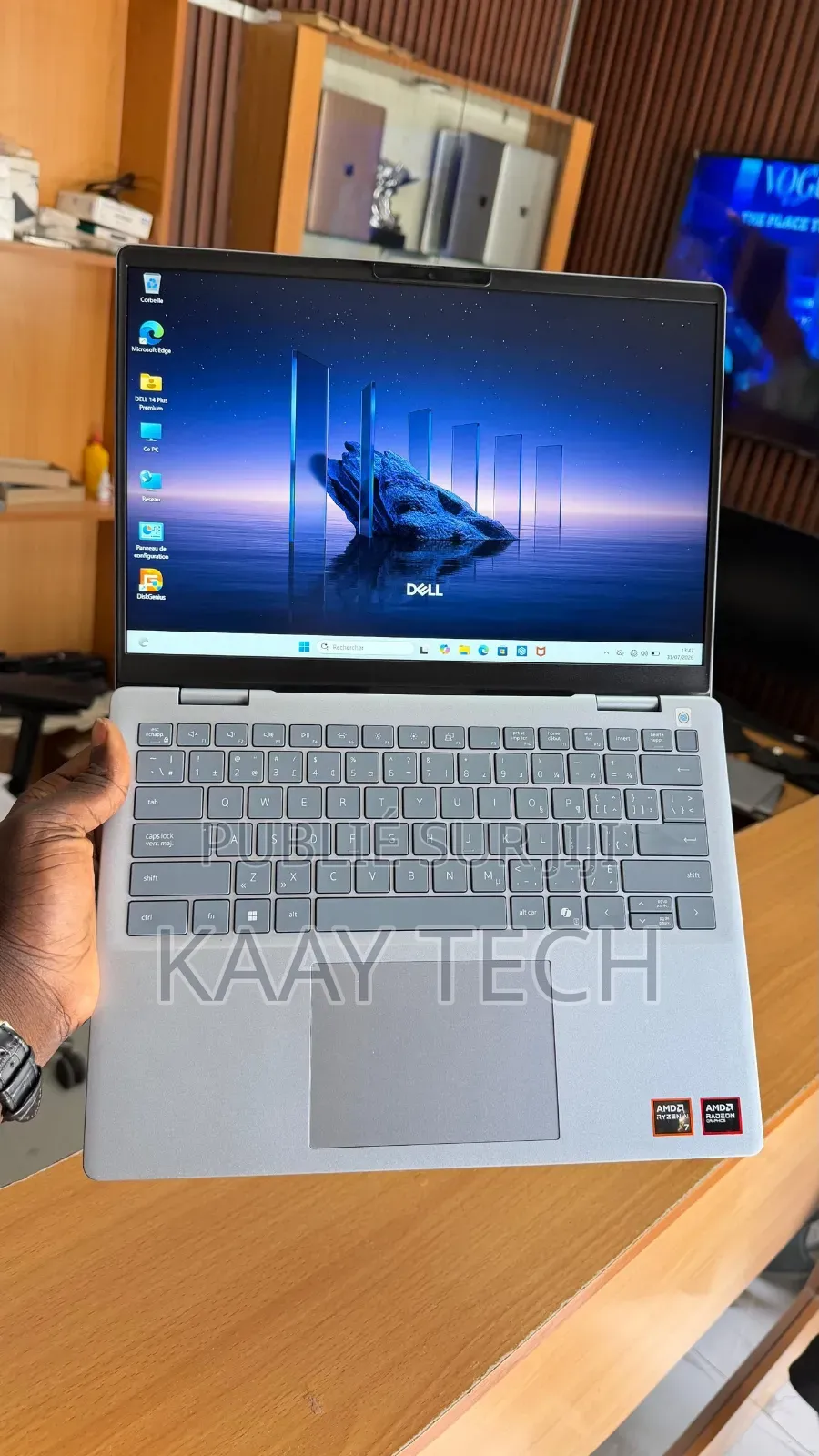 Nouveau Ordinateur portable Dell 14 Premium 16GB AMD Ryzen 7 SSD 512GB