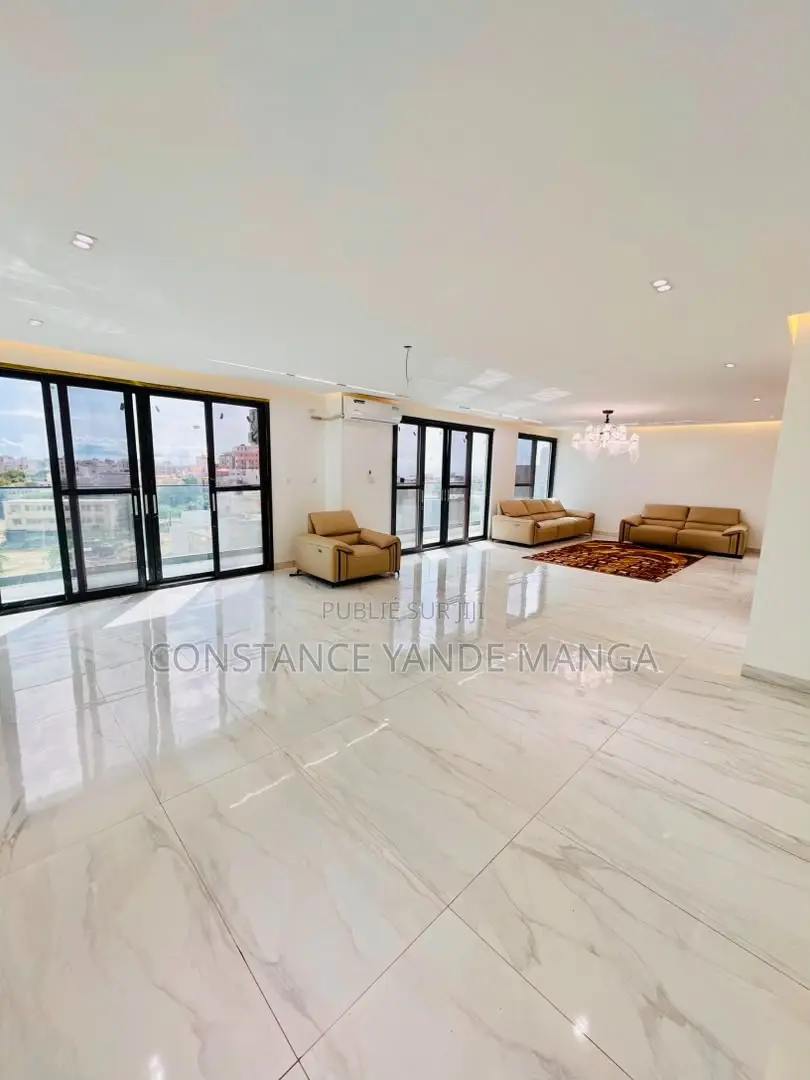 4chbre Appartement dans La Signature, Yoff à Vendre