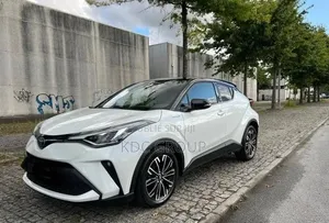 Toyota C-HR 2021 Blanc