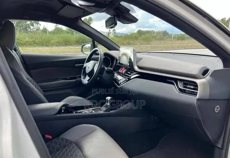 Toyota C-HR 2021 Blanc
