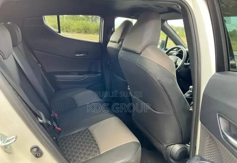 Toyota C-HR 2021 Blanc