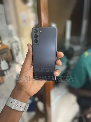 Nouveau Samsung Galaxy S21 5G 128 GB Noir