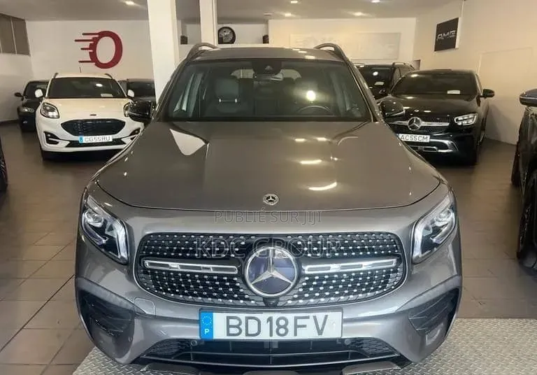 Mercedes-Benz GLB-Class 2022 Gris