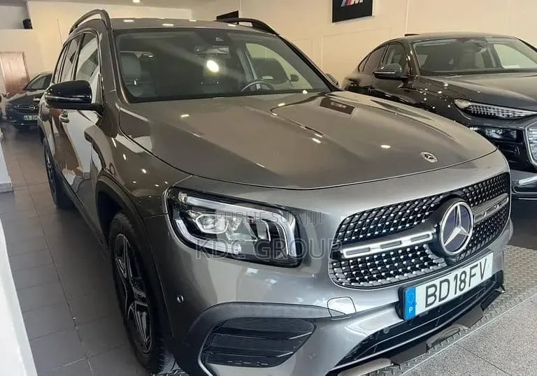 Mercedes-Benz GLB-Class 2022 Gris