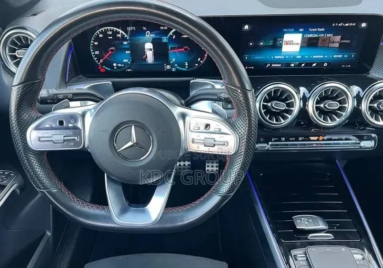 Mercedes-Benz GLB-Class 2022 Gris