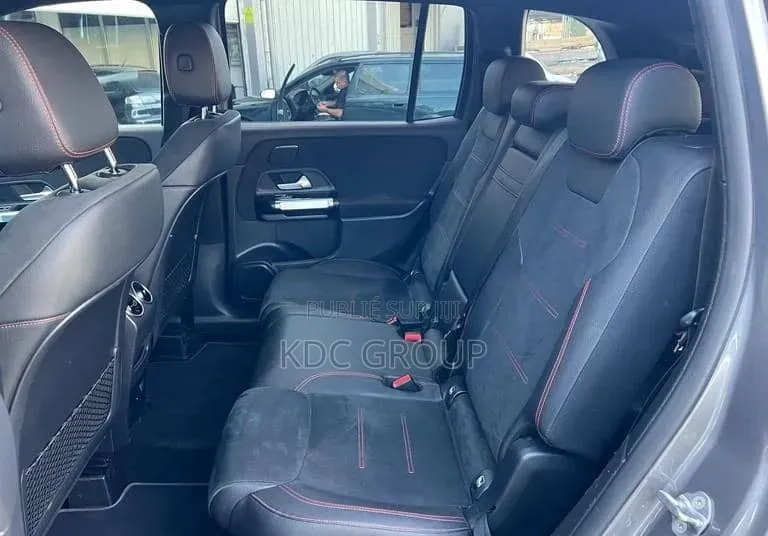 Mercedes-Benz GLB-Class 2022 Gris